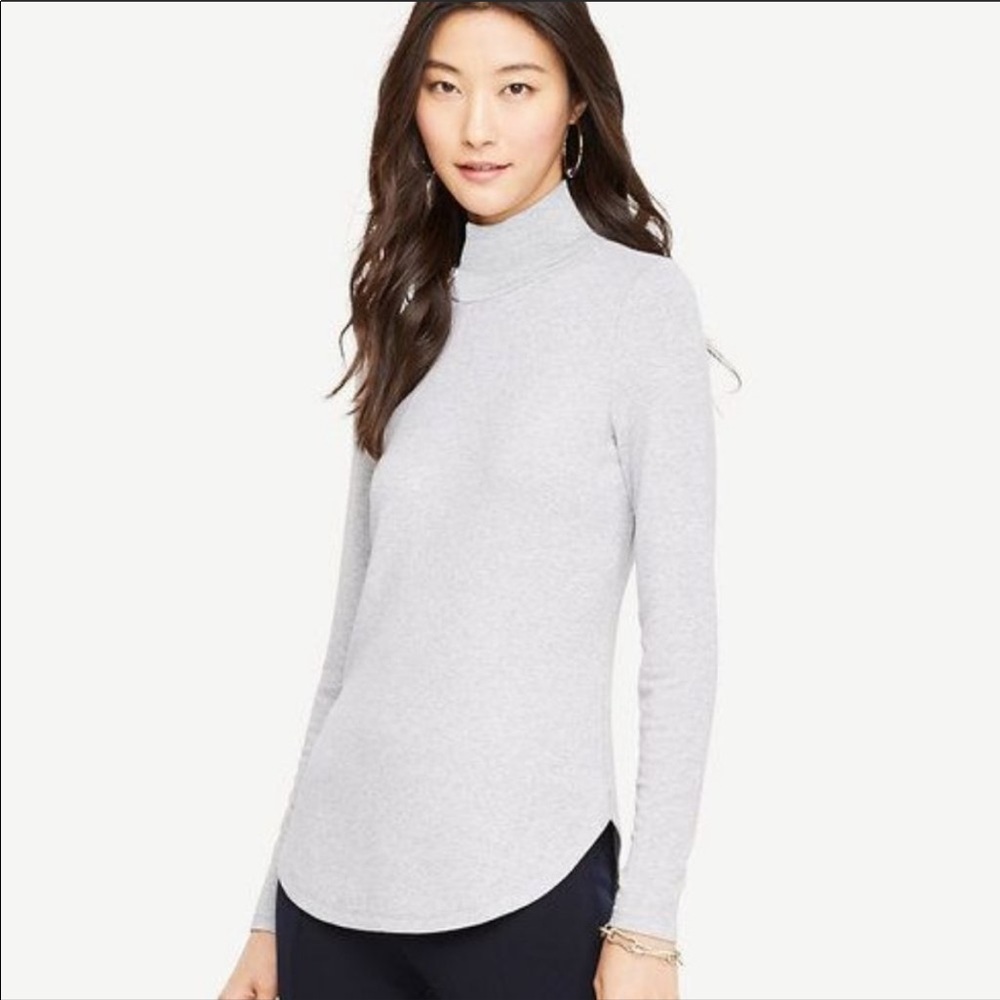 Ann Taylor Small Grey long sleeve turtleneck top